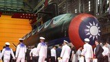 台湾初の国産潜水艦「海鯤」（ハイクン）の進水式（写真・2023 Bloomberg Finance LP）