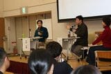 クロストークイベントで語り合う齊藤さん（左）と野口さん（写真：河野博子撮影）