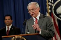 トランプ政権､情報リークの取り締まり強化 ｢この国を守る政府の能力が損なわれている｣