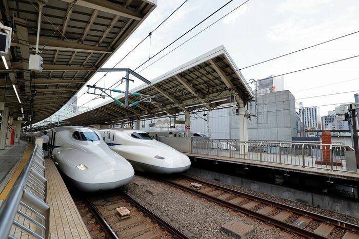 東京駅に並ぶJR東海の新幹線