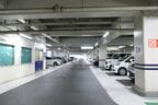 駐車場は広々としている