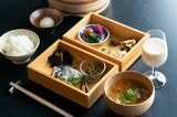 朝食