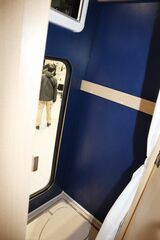 いすゞ「トラヴィオ」をベースにした、バンテックの新型キャンピングカー「コルド リーブス」（写真；筆者撮影）