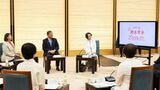 当時の石破首相らと懇談する山本さん