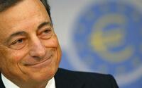 ドラギ総裁、欧州景気先行きになお慎重 欧州中央銀行、政策金利据え置きを決定