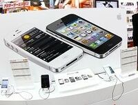 スマホ業界の最新勢力図、KDDIとソフトバンクがドコモ猛追 iPhoneを武器を持たぬドコモはどうなる？