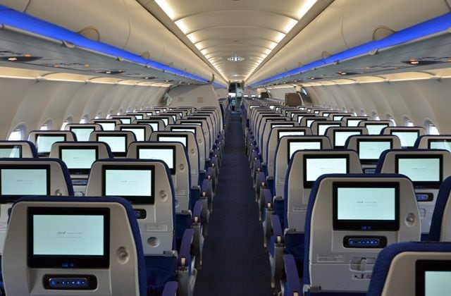 JAL先行､ANAが追う国内線Wi-Fi競争の行方 | エアライン・航空機 | 東洋経済オンライン | 社会をよくする経済ニュース