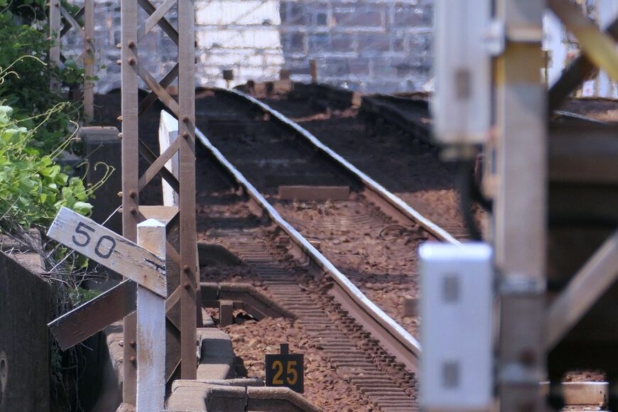 神戸電鉄の路線には50‰（パーミル）の区間が数多く存在する（編集部撮影）