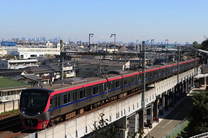 相模原線を行く5000系（撮影：南正時）