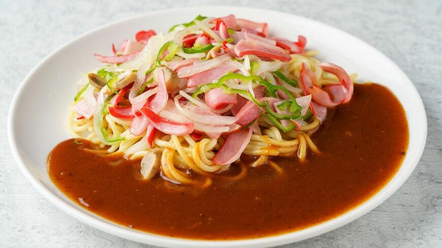 名古屋・栄で1963年に創業した「スパゲッティ・ハウス ヨコイ」のあんかけスパ「ミラカン」（筆者撮影）