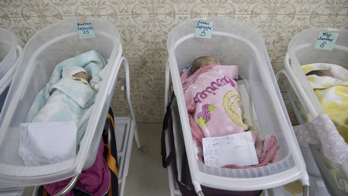 代理出産で生まれた子ども