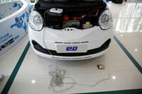 中国で｢テスラ包囲網｣､現地車がブーム牽引 政府が複数の中国EVメーカーに巨額の助成金