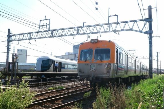 赤城駅 上毛線と東武桐生線の電車