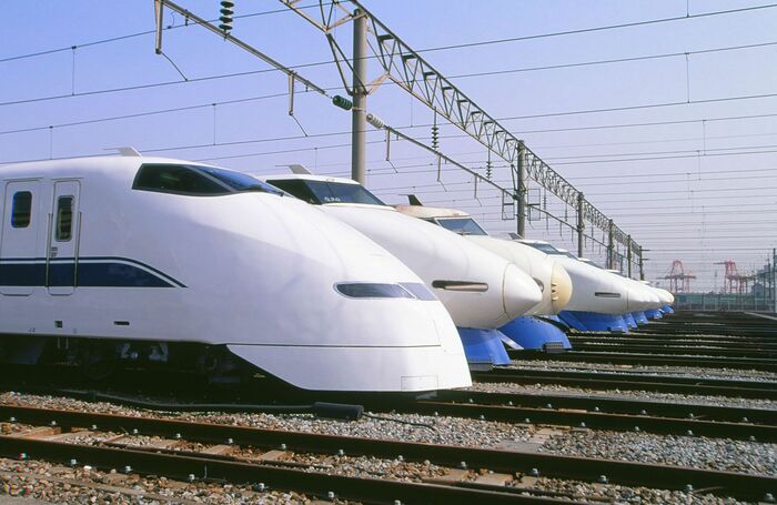 300系デビュー時の姿。大井車両基地で