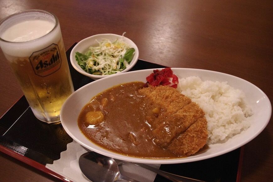 画像を拡大 こちらのカツカレーは1000円。ちょっとお高めである。カツは三元豚ではない