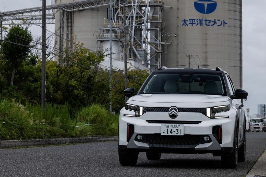シトロエンの新型「C3エアクロス ハイブリッド」