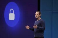 フェイスブックの株価急落で株主が提訴