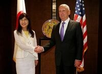日米防衛相､南シナ海問題への関与で一致 米国は｢航行の自由作戦｣を実施