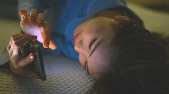 スマホで学力低下、「利用時間」より気にすべき事