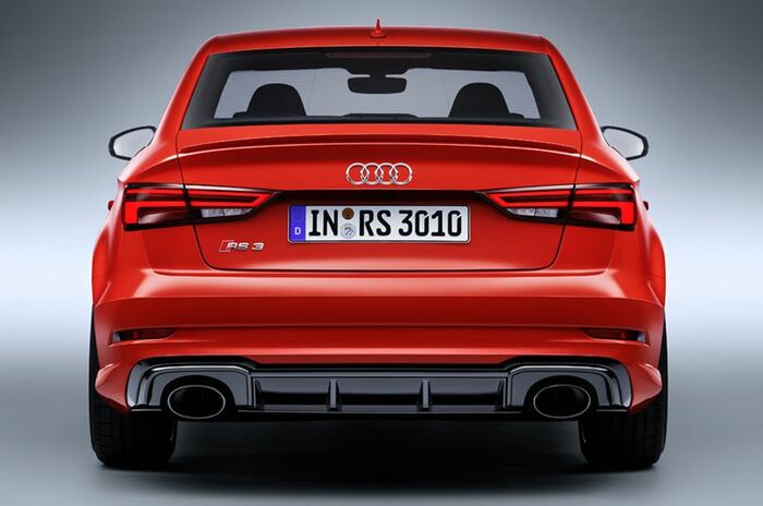 アウディ RS3 セダン｜Audi RS3 Sedan