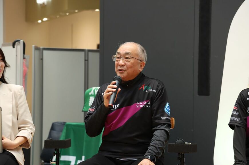 穏やかで落ち着いた雰囲気で、喋りはユーモアたっぷりのmark25さん（写真：マタギスナイパーズ）