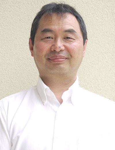 伊那市立伊那西小学校 校長 有賀 大氏。伊那市小中学校情報委員会委員長、専門は中学校技術・家庭科