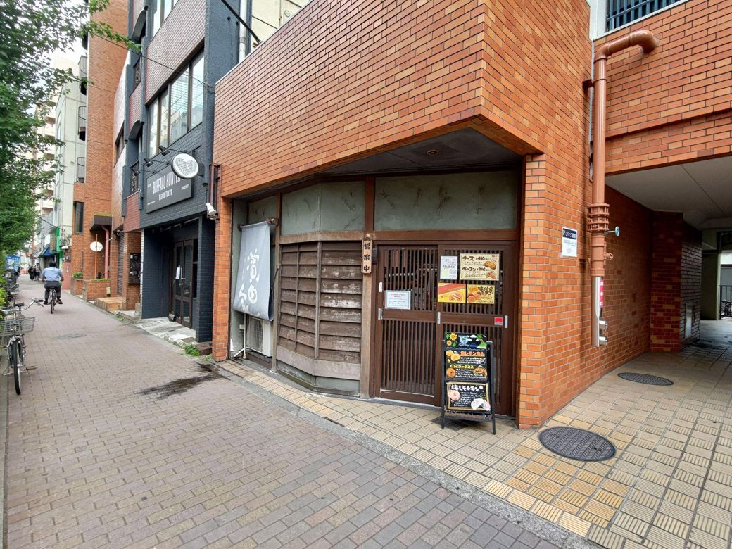 人気のパン屋「濱田家」