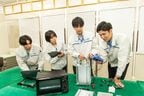 全パーツを分解して検査する「全バラ確認」