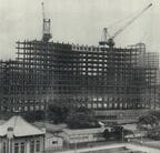 建設中のホテルパシフィック＝1970年