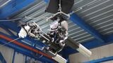 ダブル技研が開発した搬送ロボット「ゴクー」。その汎用性の高さから遠隔就労システムでの利用を計画する（記者撮影）