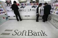 ワイモバイル､2980円のスマホ新料金で勝負 ヤフー連携で初心者獲得へ