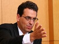 『モチベーション3・0』の著者、ダニエル・ピンク氏に聞く--才能より「やる気」が重要。大事なのは利益ではなく目的のために働くこと