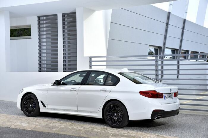 ビー・エム・ダブリュー 540i Mスポーツ｜BMW 540i M Sport