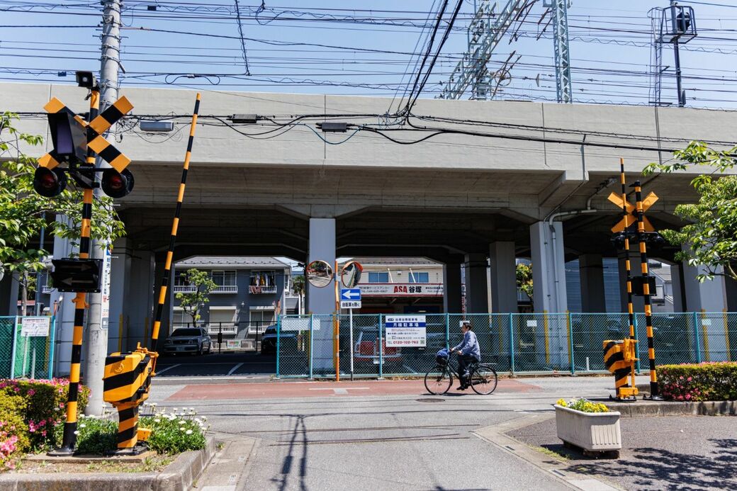 谷塚駅の北の踏切