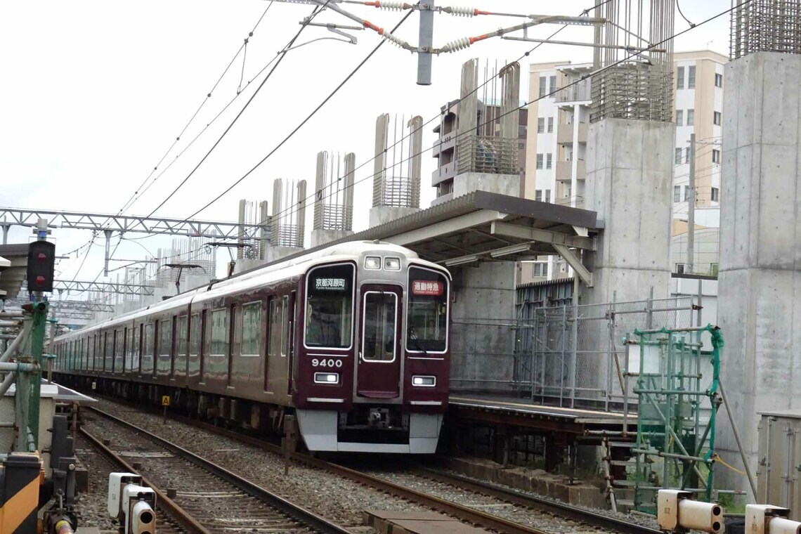 京都線の崇禅寺付近で進む高架化工事（撮影：南正時）