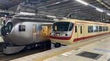 西武鉄道 001系ラビュー 10000系レッドアロークラシック