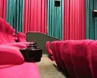 映画館の運営をどうすべきか？《それゆけ！カナモリさん》