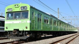 国鉄通勤電車の代表､JR奈良線103系が送る余生