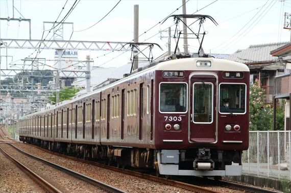 阪急京都線 7300系
