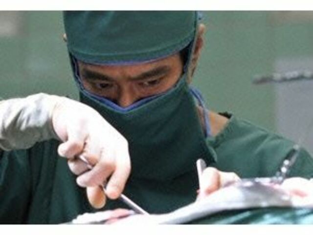 孤高のメス 今の日本経済に必要な 真摯さ を描く 宿輪純一のシネマ経済学 読書 東洋経済オンライン 社会をよくする経済ニュース