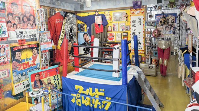 ローン返済25年､私財注いだプロレス美術館の凄み