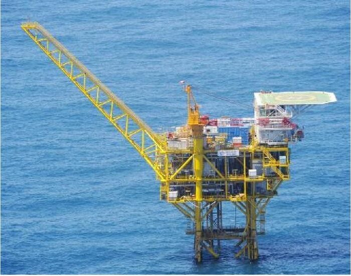 14年6月､土台設置を確認（第6基） 
