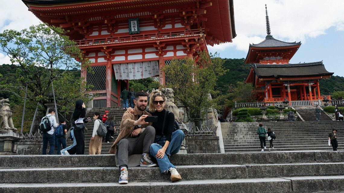  iPadの供給制約が緩和され始め、iPhone 4もそれに続くと予想