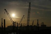 日本も影響､世銀が15・16年見通し引き下げ 世界経済は減速傾向が鮮明に