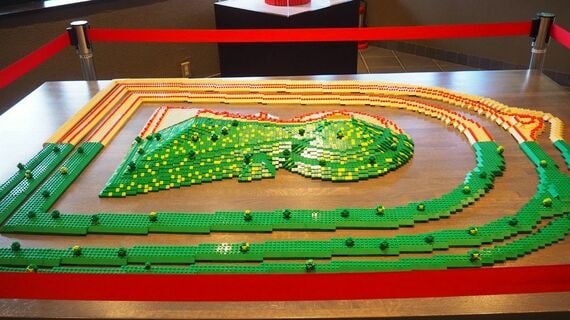 レゴによる仁徳陵の模型