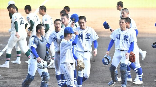 酷暑の 夏の甲子園 次の100年へ必要な対策 日本野球の今そこにある危機 東洋経済オンライン 社会をよくする経済ニュース 酷暑の 夏の甲子園 次の100年へ必要な対策 日本野球の今そこにある危機 東洋経済オンライン 社会をよくする経済ニュース