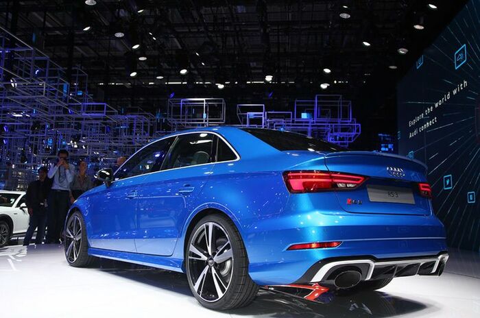 アウディ RS3 セダン｜Audi RS3 Sedan