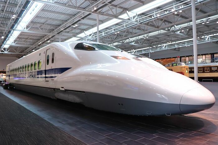 リニア・鉄道館に展示されている700系の先頭車両