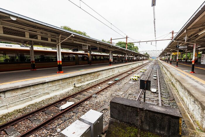 東武日光駅の構内