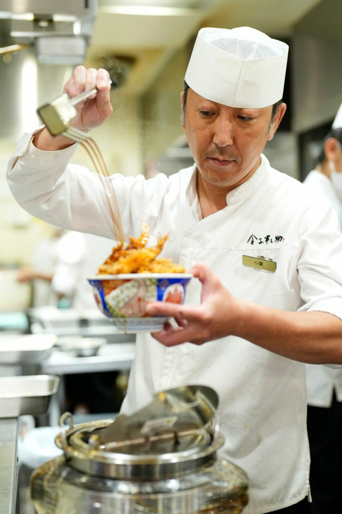 天丼チェーン「金子半之助」、2カ月でアルバイトを揚げ手に育てる仕組み化の全貌